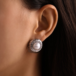 Fashion <strong>Jewelry</strong> Earings High Quality 18K Gold Plated Pearl Stud Earrings with Bead Threads Waterproof <strong>Jewelry</strong> for Women Trendy - Product Image 5