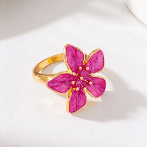 Anello Floreale a Cinque Petali per Vacanze al Mare, Anello Vintage da Donna con Fiore Smaltato - Product Image 3