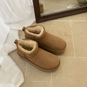 2026 New sheepskin and fur combined thick-soled women's snow <b>boots</b> 5 cm thick short <b>boots</b> for <b>winter</b> women's retro cotton shoes - Product Image 1