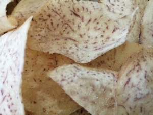 Pimienta negra Sabor Taro Patatas fritas Salado Deliciosos aperitivos fritos Venta caliente Fábrica al por mayor Empaquetado para niños - Product Image 5