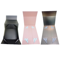 Boîte magnétique pliable de conception personnalisée de luxe Emballage cadeau de produit cosmétique en papier noir en matériaux recyclés pliable pour chaussettes