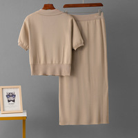 Ensemble de chandail tricoté pour femmes, haut à manches courtes beige d'été avec jupe, tenue deux pièces respirante, look tendance