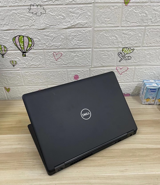 Best Seller Latitude E5480 Laptop 14 Inch HD Non Touch Display Win 10 Pro 64 Bits Refurbished Notebook