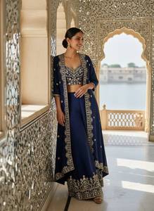 Conjunto de 3 piezas de verano para mujer: Choli Indo-Occidental azul marino floral bordado con lentejuelas de seda Chinon y shrug - Product Image 6