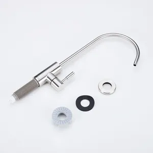 Precio barato Grifo de agua de cocina de acero inoxidable Grifo de agua fría de una sola manija - Product Image 1