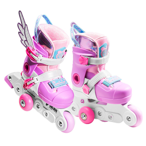 Comodi <span class=keywords><strong>pattini</strong></span> <span class=keywords><strong>a</strong></span> <span class=keywords><strong>rotelle</strong></span> in linea di alta qualità in Silicone 4 ruote freno posteriore lampeggiante rullo <span class=keywords><strong>pattini</strong></span> in linea scarpe <span class=keywords><strong>per</strong></span> i bambini - Product Image 3