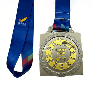 Médaille <span class=keywords><strong>de</strong></span> marathon en alliage <span class=keywords><strong>de</strong></span> zinc antique <span class=keywords><strong>de</strong></span> conte <span class=keywords><strong>de</strong></span> <span class=keywords><strong>fées</strong></span> avec gaufrage d'ange et <span class=keywords><strong>de</strong></span> fleur, accents d'émail scintillant, nouvel an, anniversaire - Product Image 3