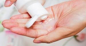 Espuma de Lavado Íntimo Femenino Antibacterial de Alta Calidad Hoa Linh con Aroma a Aloe Vera, Equilibrio del pH y Limpieza - Product Image 6