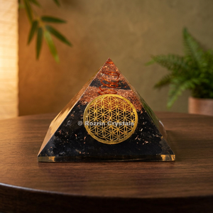 Pirámide de Orgón con Incrustaciones de Turmalina Negra de Rozrin Crystals, Arte Ecológico Coleccionable para Decoración del Hogar, Set de Reiki - Product Image 3