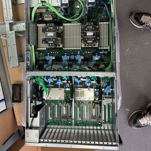 เซิร์ฟเวอร์แร็ค SR675 V3 3U พร้อมโปรเซสเซอร์ ThinkSystem EPYC 9554 3.1GHz 8SFF 1800W หน่วยความจำ 32GB รับประกัน 3 ปี มีสินค้าในสต็อก - Product Image 3