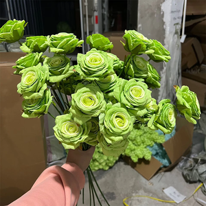 <span class=keywords><strong>Rosas</strong></span> Artificiales Blancas de Tacto Real, Populares, con 3 Cabezas, para Navidad, Graduación, Día de la Madre, Año Nuevo, Acción de Gracias y Otras Ocasiones - Product Image 3