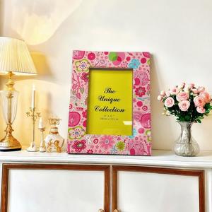 Nueva Figura Decorativa Europea de Resina Epoxi, Esculpida Artísticamente y Personalizada, con Diseño de Flores Pastorales, para Decoración del Hogar, Dormitorio y Sala de Estar - Product Image 1