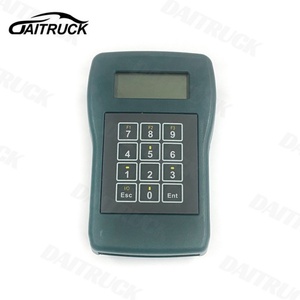 Programador de tacógrafos digitales y analógicos para camiones: Herramienta de calibración y programación para analizador de motores de camiones - Product Image 6