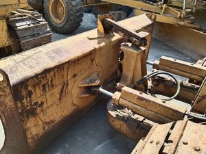 Bulldozer sur chenilles Caterpillar D5C d'occasion, d'origine japonaise, excellent état, moteur et pompe de haute qualité, bon prix - Product Image 4