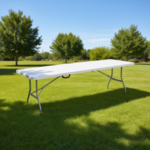 Table pliante d'extérieur portable de 8 pieds, cadre en métal et plastique blanc, utilisation pour pique-nique - Product Image 2