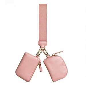 Portefeuille unisexe en cuir PU avec dragonne, fermeture éclair, porte-clés chaîne et porte-cartes pour voyage, sport et activités de plein air - Product Image 2
