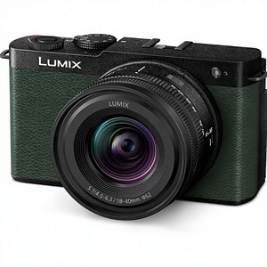 Cámara Panasonic LUMIX S9 sin Espejo de Fotograma Completo con Lente <span class=keywords><strong>S</strong></span> 18-40mm F4.5-6.3, Cuerpo Compacto y Ligero - Product Image 1