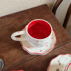 Forma floral Girly Heart Cherry Santa <span class=keywords><strong>Tazas</strong></span> Taza <span class=keywords><strong>de</strong></span> café <span class=keywords><strong>de</strong></span> cerámica y platillo Juego <span class=keywords><strong>de</strong></span> <span class=keywords><strong>tazas</strong></span> <span class=keywords><strong>de</strong></span> té <span class=keywords><strong>de</strong></span> la tarde para amantes <span class=keywords><strong>de</strong></span> la taza <span class=keywords><strong>de</strong></span> Navidad - Product Image 6