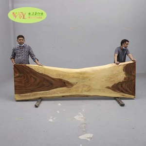 Tavolo in Legno Massello con Bordo Naturale per Interni ed Esterni - Noce, Monkey Pod, Rain Tree per Ristoranti e Sale da Pranzo - Product Image 1
