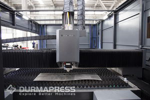 Phổ Biến Đẹp Máy Đầy Đủ Bìa <span class=keywords><strong>CNC</strong></span> Sợi Máy Cắt <span class=keywords><strong>Laser</strong></span> Cho Các Kim Loại Khác Nhau Độ Thickness10Mm Sử Dụng Rộng - Product Image 2