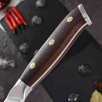 Couteau Santoku en acier au carbone à lame damas VG10 professionnel de haute qualité avec manche ergonomique en bois d'olivier pour une utilisation en cuisine