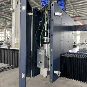 Machine de découpe laser à fibre industrielle Utools pour plaques et tubes métalliques - Product Image 1