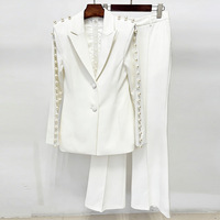 Ocstrade Automne 2026 Vêtements tendance pour femmes Blazer orné de perles blanches Pantalon évasé Ensemble deux pièces Tenue de bureau formelle