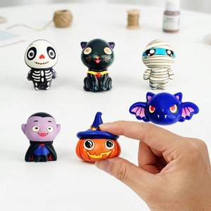 Muñeco de Peluche de la Serie JK Halloween, Mini Juguete Antiestrés de PU Ecológico con Animal de Peluche para Aliviar la Ansiedad - Product Image 1