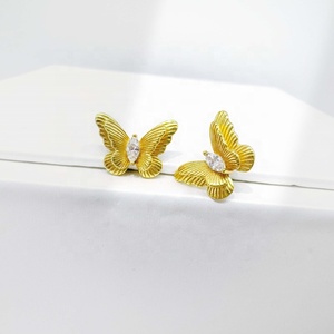 Boucles d'oreilles papillon en argent sterling 925 plaqué or 14 carats, zircon, bijoux fins, tendance, petites, pas chères, pour filles. - Product Image 1