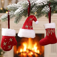LANTINGXU - Pendentifs en forme de chaussette et de chapeau pour la décoration de l'arbre de Noël - Mini pendentifs rouges de Noël - Fournisseur d'usine
