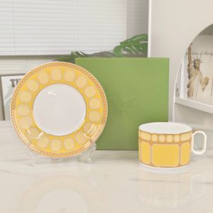 High Quality Light Luxury European Bone China Cups and Saucers Eco-Friendly <b>for</b> Afternoon <b>Tea</b> Wedding <b>Gifts</b> with <b>Gift</b> Boxes - Product Image 3