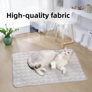 Tapis de canapé rafraîchissant en soie glacée pour animaux de compagnie, moderne, de haute qualité, imperméable, pour chats et chiens, usage estival en intérieur, tailles moyenne/grande/petite, vente en gros - Product Image 2