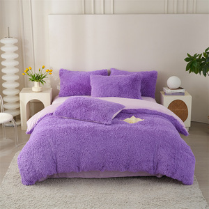 Set di biancheria da letto trapunta all'ingrosso 2025 in velluto soffice foglio Queen in microfibra copripiumino nuovo Design di lusso caldo per natale - Product Image 2