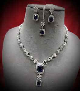 Nueva llegada de joyería india con pendiente de tuerca Mehendi Antic Gold Wedding Engagement Premium Quality AD Jewelry Collection - Product Image 5