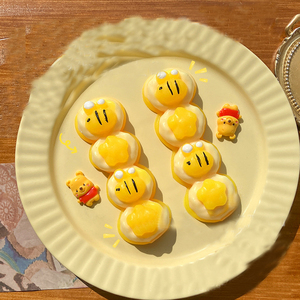 Set of 4 Cream <b>Bee</b>-shaped TPR Squishy Toys 12cm Connected Squishy Toys for Kids and Adults Stress Relief <b>Gift</b> for Relax Time - Product Image 4