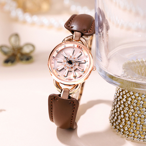 <span class=keywords><strong>Orologio</strong></span> da polso al quarzo da <span class=keywords><strong>donna</strong></span> <span class=keywords><strong>con</strong></span> <span class=keywords><strong>cinturino</strong></span> <span class=keywords><strong>in</strong></span> <span class=keywords><strong>pelle</strong></span> da <span class=keywords><strong>donna</strong></span> di moda quadrato <span class=keywords><strong>con</strong></span> Design elegante di alta moda - Product Image 4