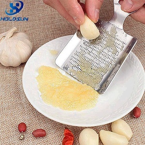 Hachoir manuel portable et durable en acier inoxydable pour bébé, idéal pour râper les fruits et légumes, y compris les <span class=keywords><strong>pommes</strong></span> et autres légumes, fabriqué en métal. - Product Image 6