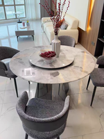 Moderner leichter Luxus-Esstisch aus künstlichem Granit mit rundem Esstisch und langlebiger Oberfläche für Wohnzimmer und Restaurant