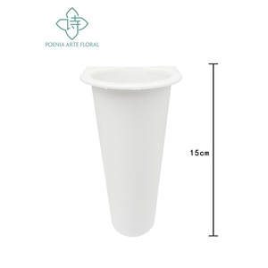 Cono da parete in plastica per fiori-decorazioni per la casa