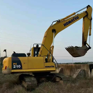 Offre Spéciale – Excavatrice sur Chenilles Hydraulique Komatsu PC210-8MO d'Occasion, 23 Tonnes, Grande Excavatrice de Seconde Main pour Usage Municipal et Jardinage - Product Image 1