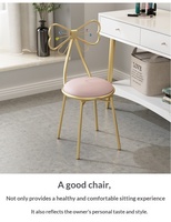 Fauteuil de salon multifonctionnel et détachable, design moderne et créatif, avec cadre métallique et dossier croisé en cuir PU, respectueux de l'environnement, très tendance