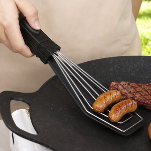 Espátula y Pinzas 2 en 1 Antiadherentes <span class=keywords><strong>de</strong></span> Nylon y Acero Inoxidable para Cocinar, Pinzas para Freír Carne, Voltear Pescado y Ensaladas - Product Image 3