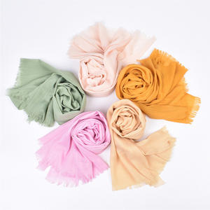 गर्म बेचने नई Voile शॉल लटकन के साथ मुस्लिम महिलाओं Voile स्कार्फ पतली नरम Hijabs - Product Image 6