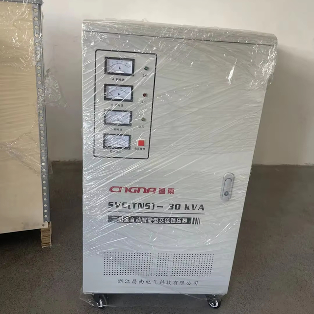 AVR-30KVA Three Phase Automatic Voltage Stabilizer Copper SVC AC 280V-460V Adjustable Voltage Regulator LCD Display 97%