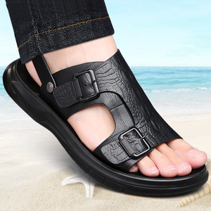 รองเท้าแตะหนังแบบเปิดนิ้วเท้าสำหรับผู้ชาย พื้นหนา รองเท้าลำลองชายหาด สวมใส่สบาย สีน้ำตาล สีดำ สีพื้น - Product Image 4