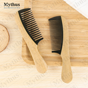 Mythus Antistatique Bambou Naturel Peigne Démêlant pour Cheveux à Dents Larges Peigne en Bois Bambou Queue de <span class=keywords><strong>Rat</strong></span> pour Femmes et Hommes Massage du Cuir Chevelu - Product Image 3