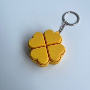 Juguete Promocional de Regalo, Llavero con Colgante de Trébol de Cuatro Hojas Impreso en 3D, Antiestrés, Juguete Sensorial, Adorno Educativo - Product Image 4