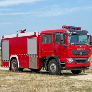 Nouveau <span class=keywords><strong>camion</strong></span>-citerne à mousse de sauvetage pour la lutte contre les incendies dans les usines minières, 8000L 4x2 Euro 5 Diesel SINOTRUK HOWO OEM - Product Image 2