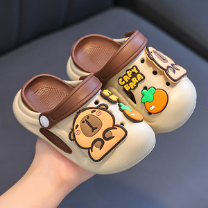 Mignon Capybara antidérapant fond plat enfants sabots doux bébé sandales pour l'été vêtements d'extérieur nouvelles pantoufles mignonnes pour enfants - Product Image 3