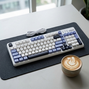 <span class=keywords><strong>Clavier</strong></span> de bureau filaire à membrane 98 touches, couleurs assorties, en stock, pour ordinateur de bureau et portable, avec sonorité réglable - Product Image 1